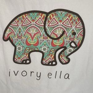 Ivory Ella short sleeve t-shirt size M
